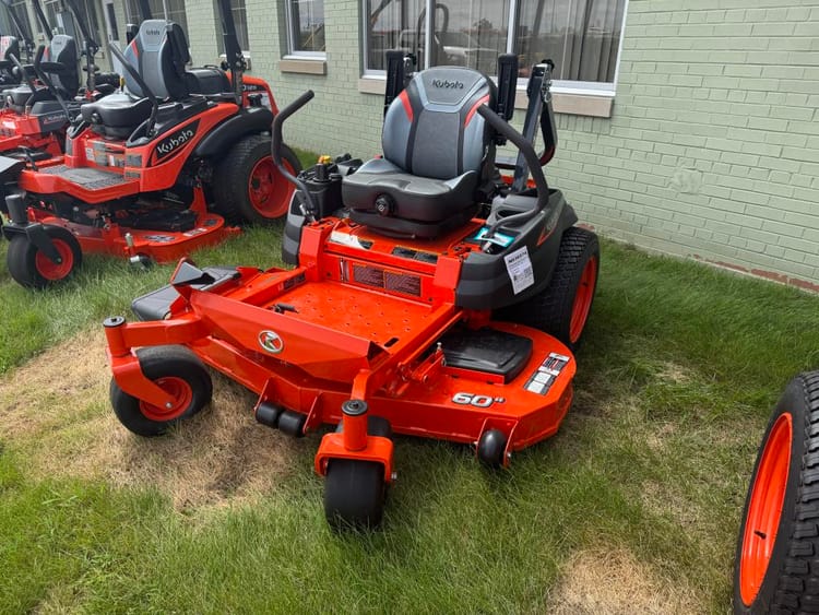 Kubota Z433KWTNC-60 Gas Zero-Turn Mower from YES Equipment