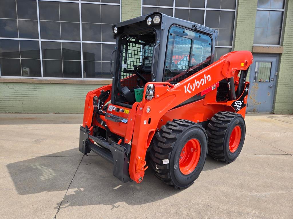 Kubota SSV75PHFC from YES Equipment